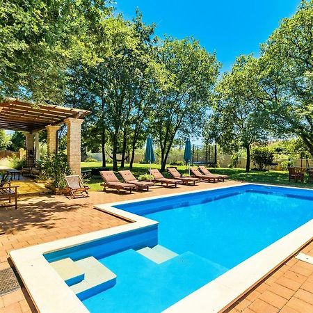 Holiday Home Sarita Шишан Экстерьер фото