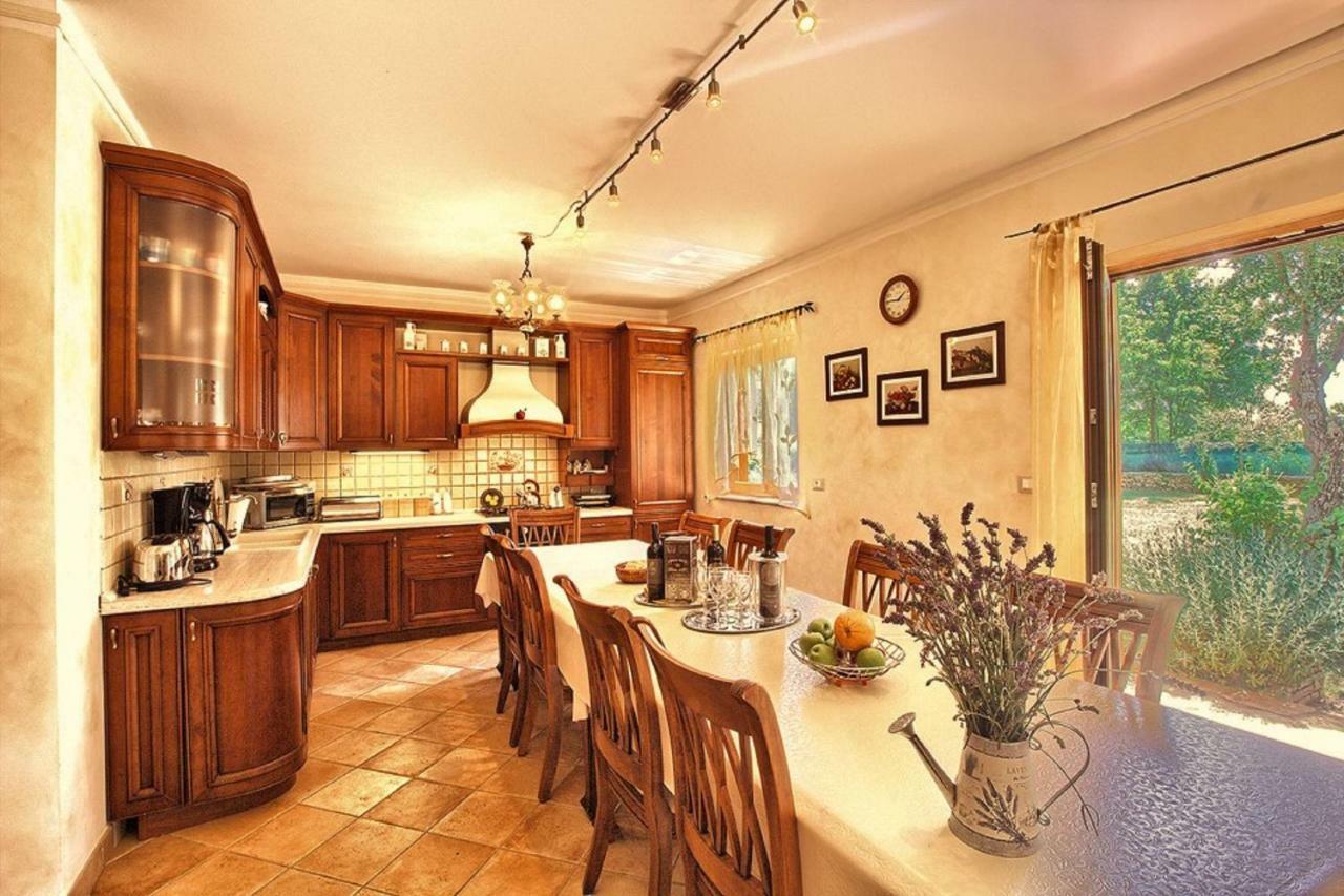 Holiday Home Sarita Шишан Экстерьер фото