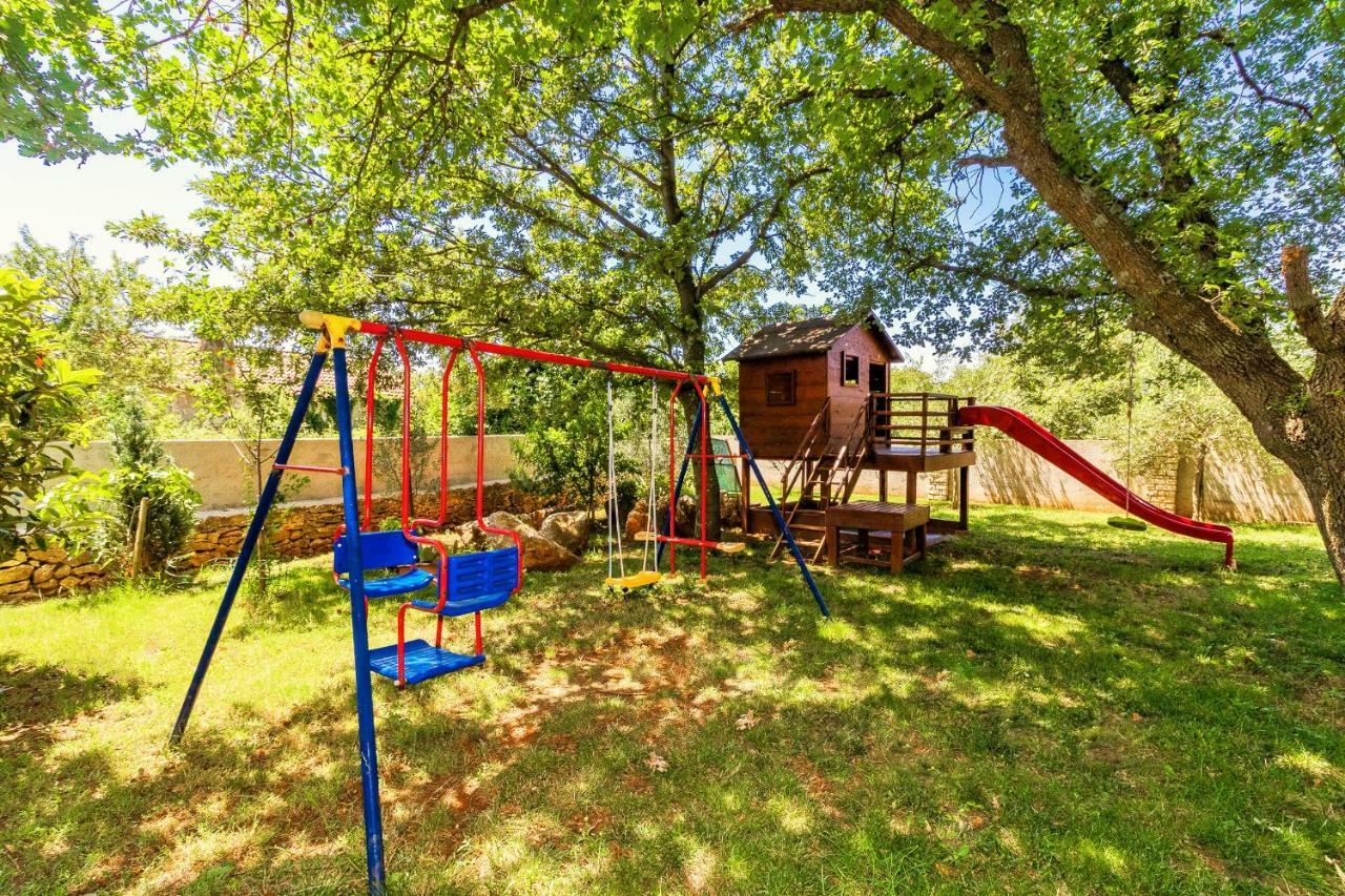 Holiday Home Sarita Шишан Экстерьер фото